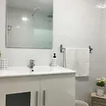 Benalbeach Deluxe Apartmán *